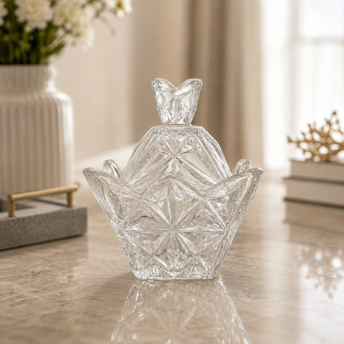 Clear Crystal Glass Decorative Bowl with Lid – Elegant Design