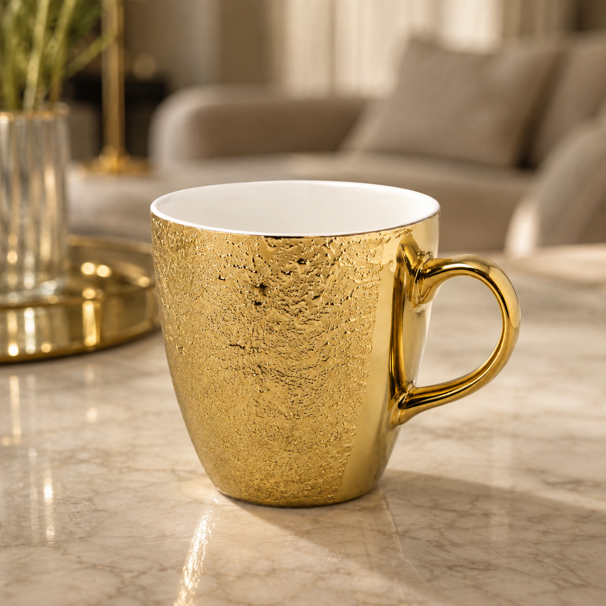 Gold Ceramic Coffee Mug with Metallic Finish – Elegant Tea Cup